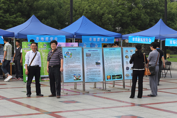 我所積極參與宜昌市科技周宣傳活動