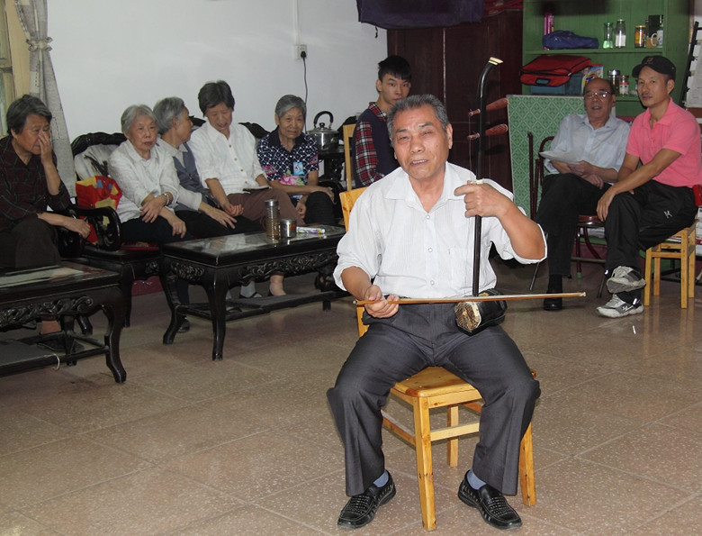 我所舉行“歡度重陽節(jié)”敬老活動